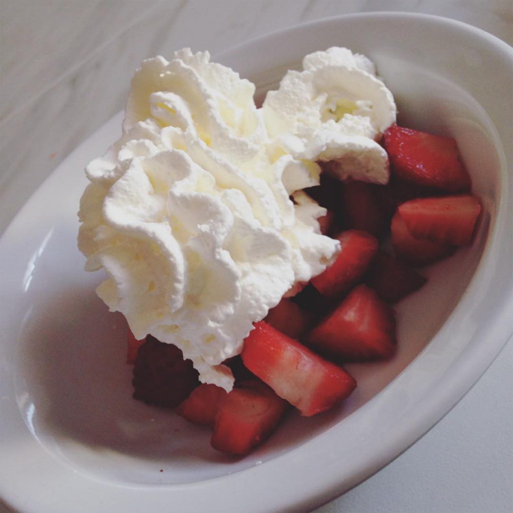 fragole con panna