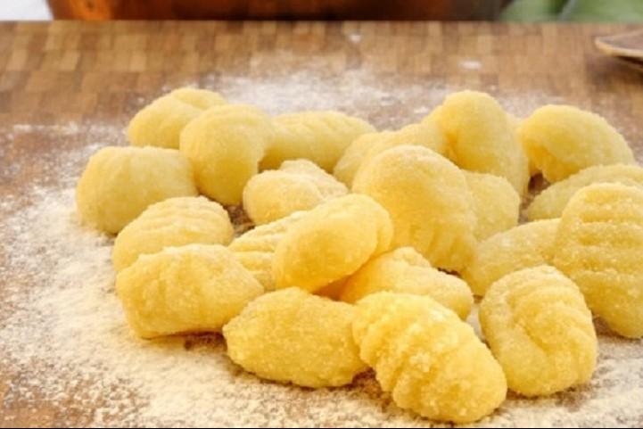 come fare gli gnocchi di patate fatti in casa 8048ede12e7d1b430be33d6ba5eb1d83