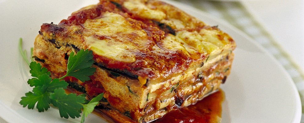 parmigiana di melanzane e zucchine alla griglia ricetta crop 986 400 986 400