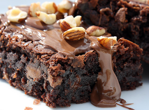 Come sostituire l'olio con il burro nei brownies