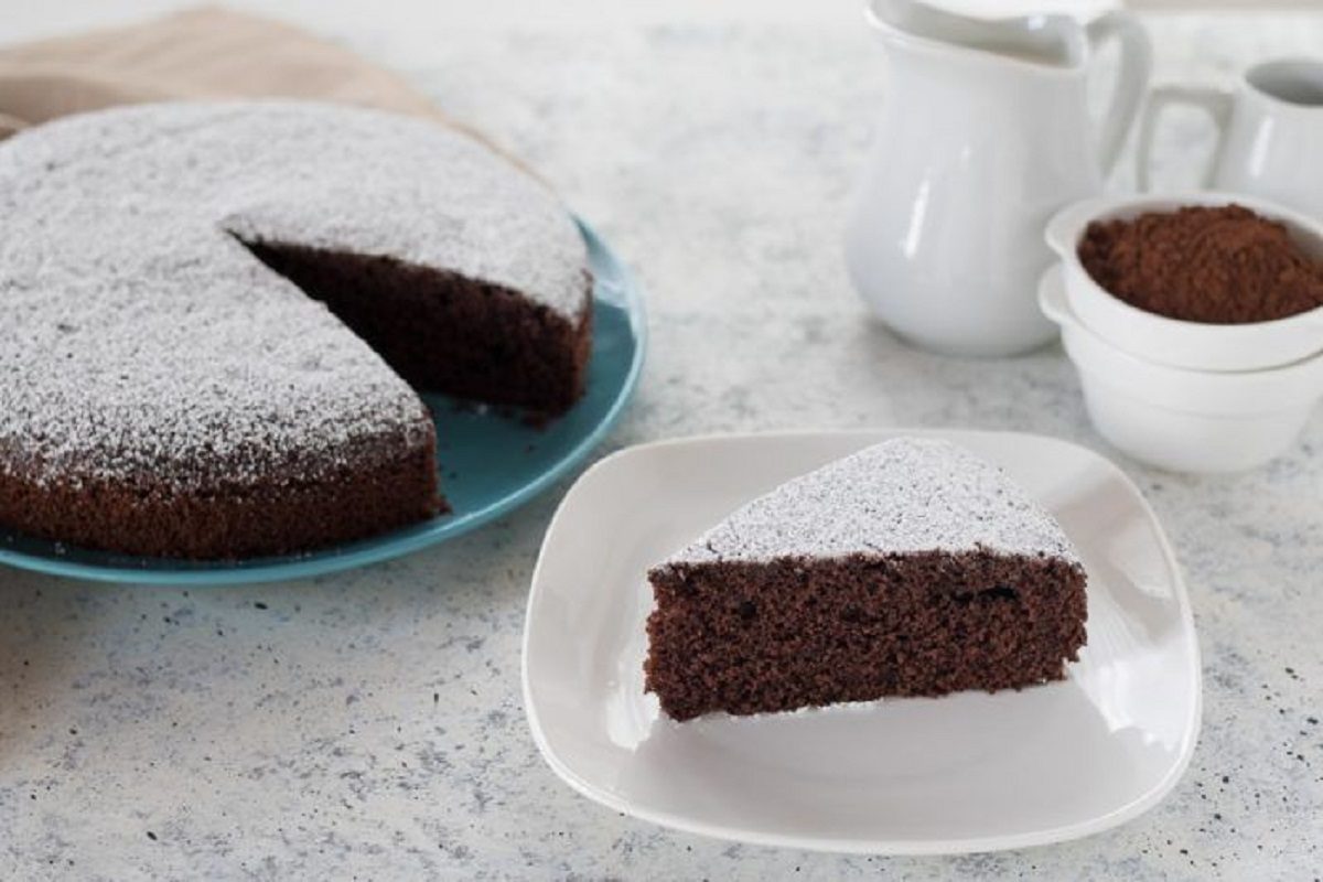 Dolci con uova di Pasqua al latte avanzate torta cioccolato