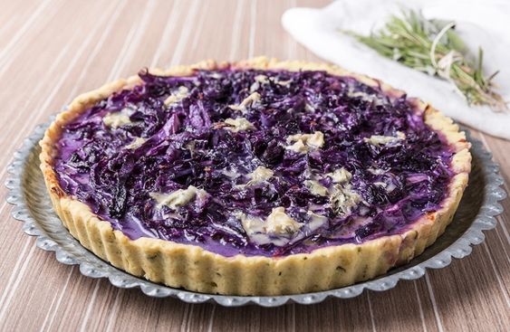 torta salata al cavolo viola