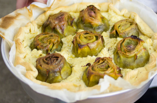 Torta salata con carciofi