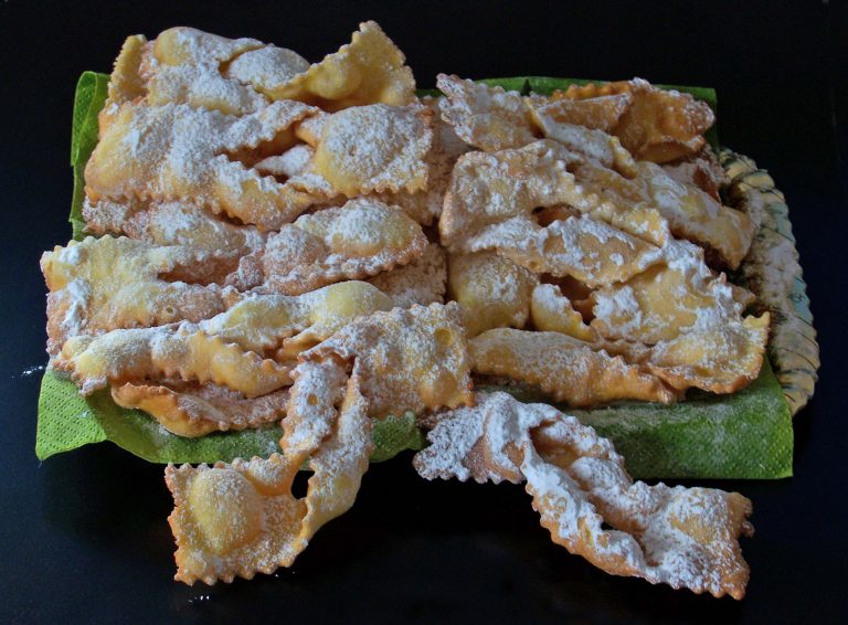 Chiacchiere al forno senza uova-10 ricette