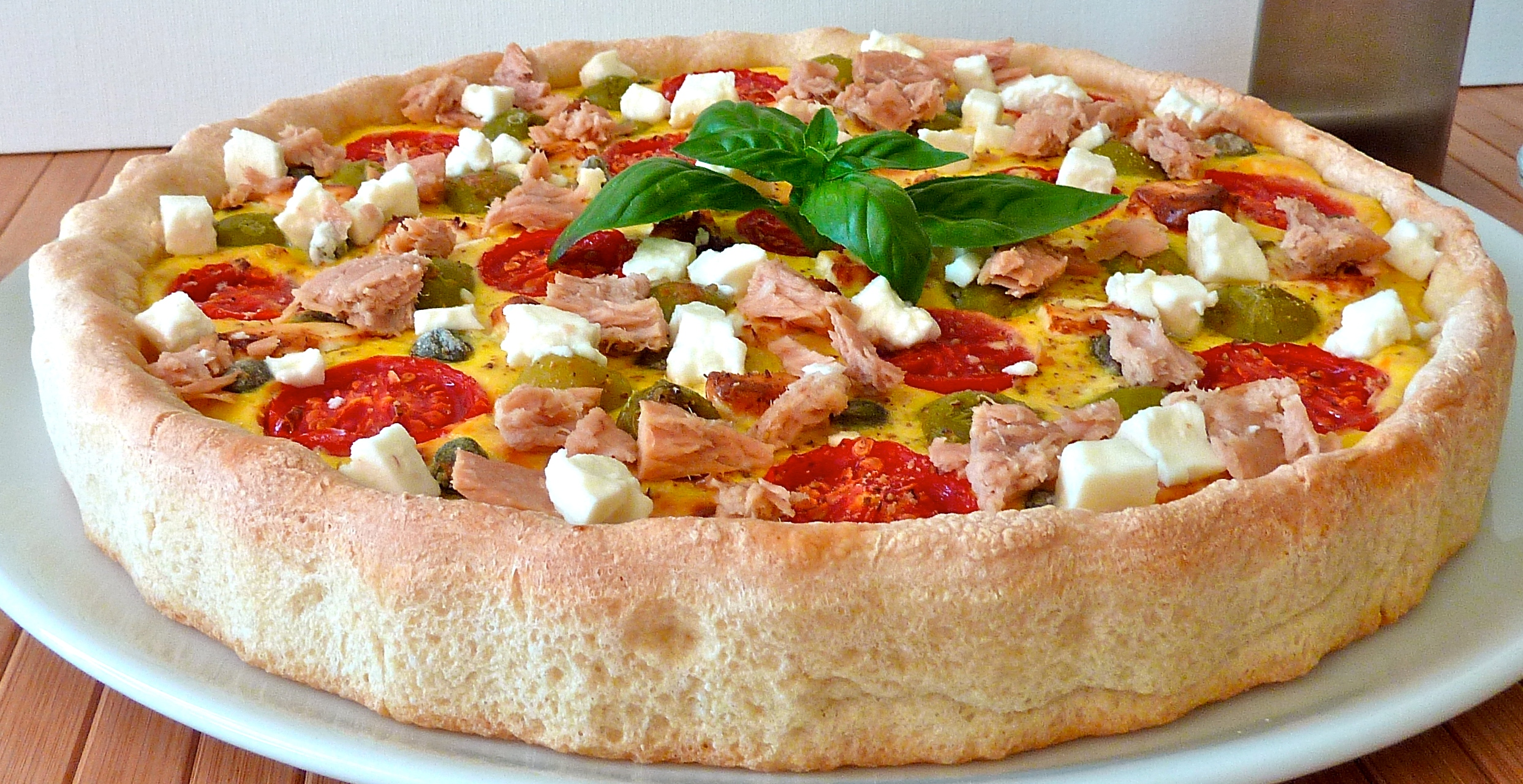 Torta salata peperoni