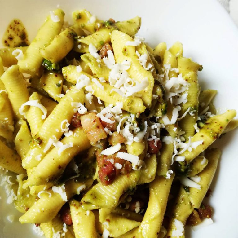 garganelli al ragù di asparagi