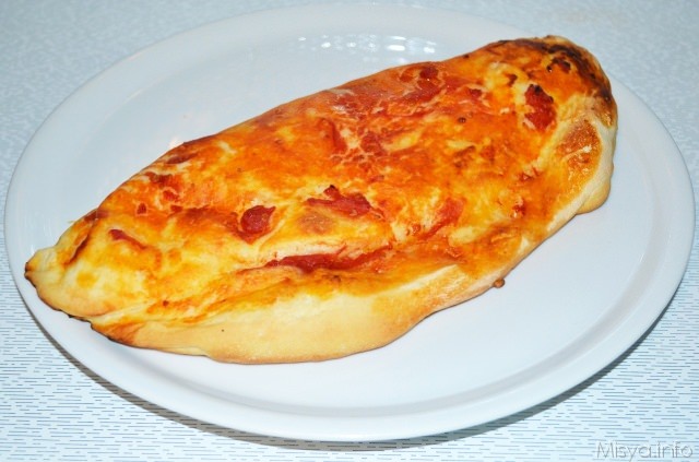 calzone napoletano