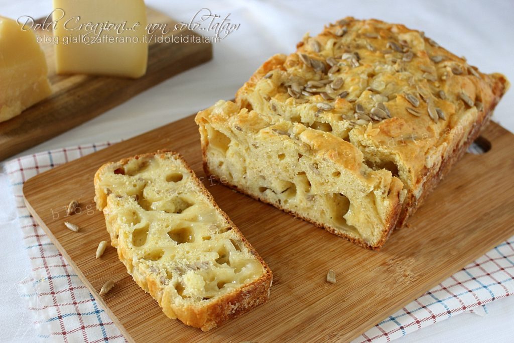 Plumcake salato rustico ai formaggi1 1024x683