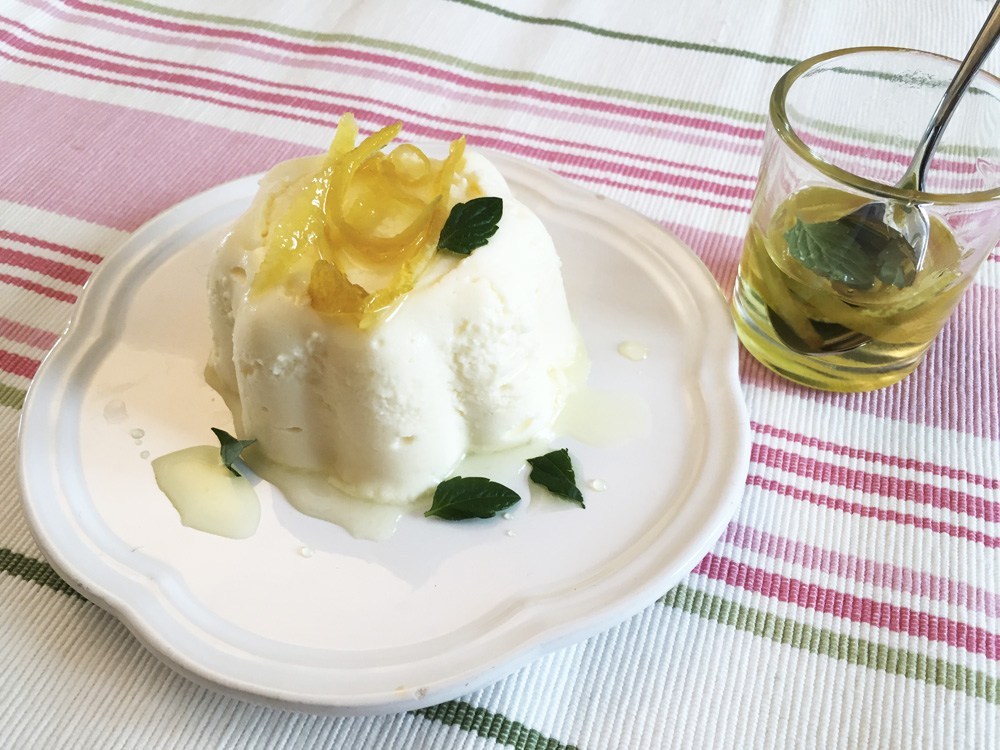 Semifreddo di ricotta con sciroppo di menta e limone 15A