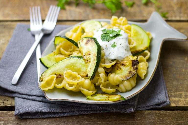 pasta fredda con zucchine