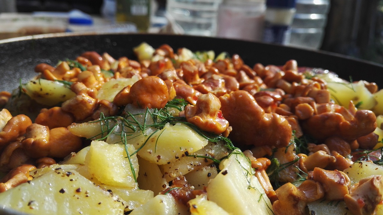 funghi porcini in padella con patate