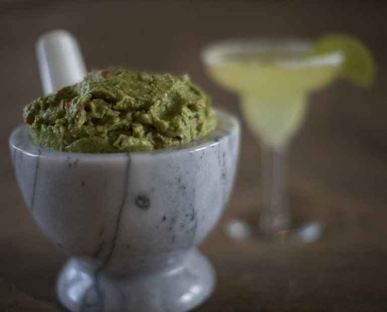 ricetta guacamole coriandolo