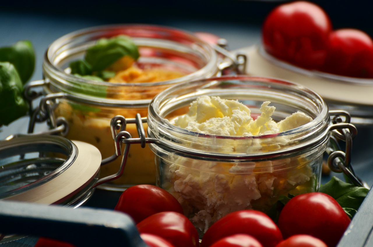 insalata feta, mandorle e olive