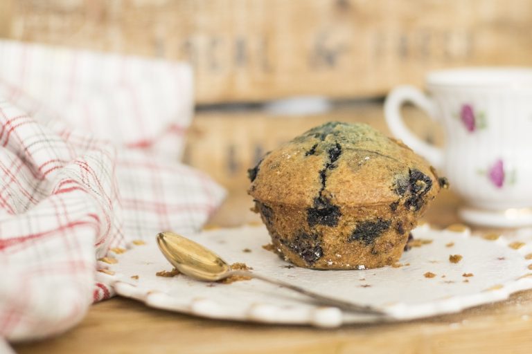 muffin al vapore con tè verde e mirtilli