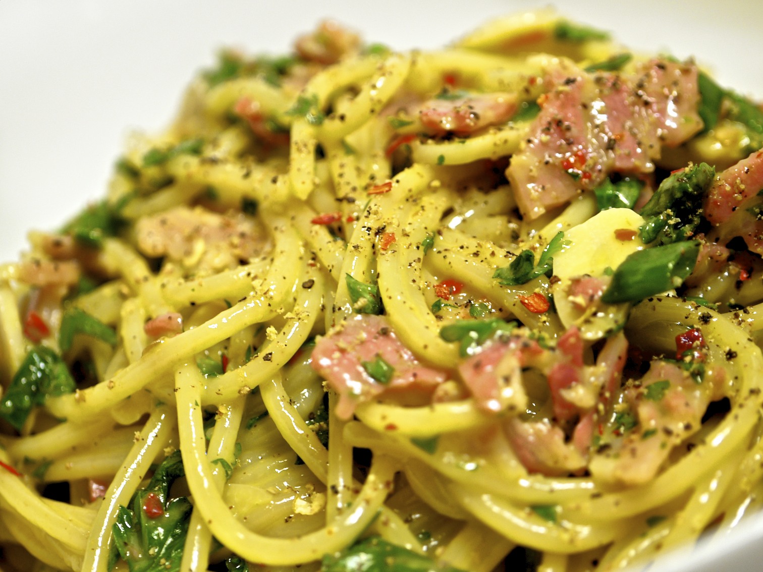 pasta con rucola e pancetta