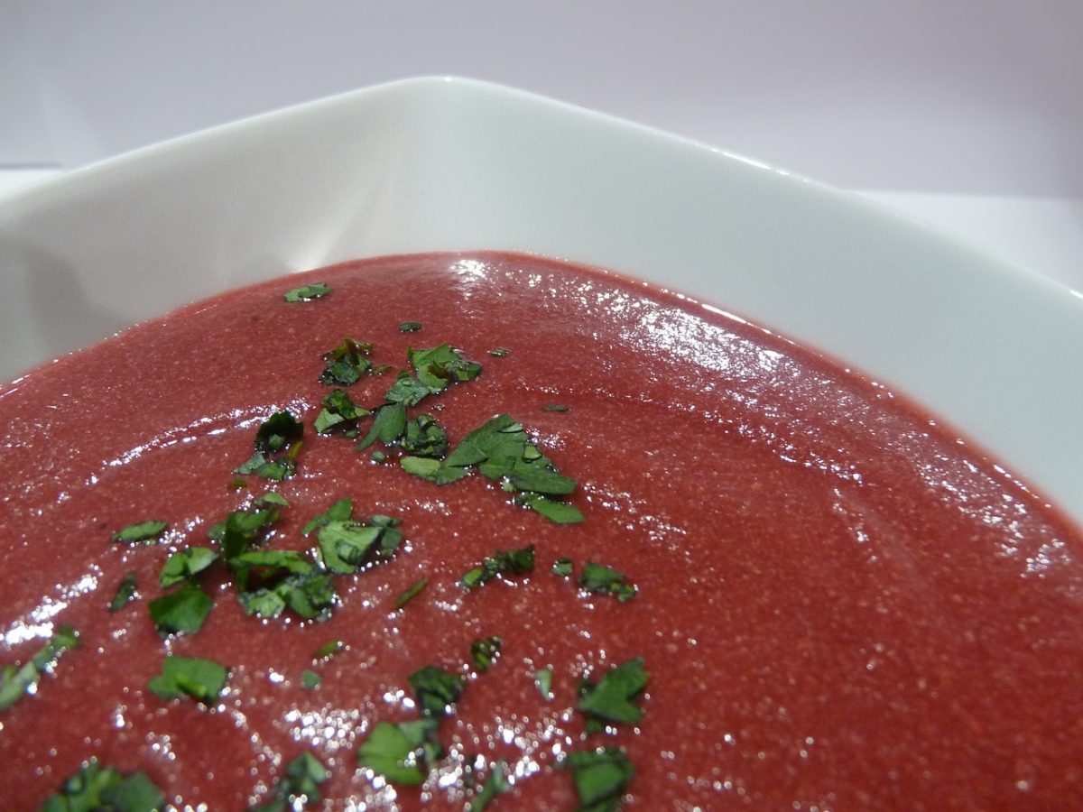 zuppa di bietole rosse