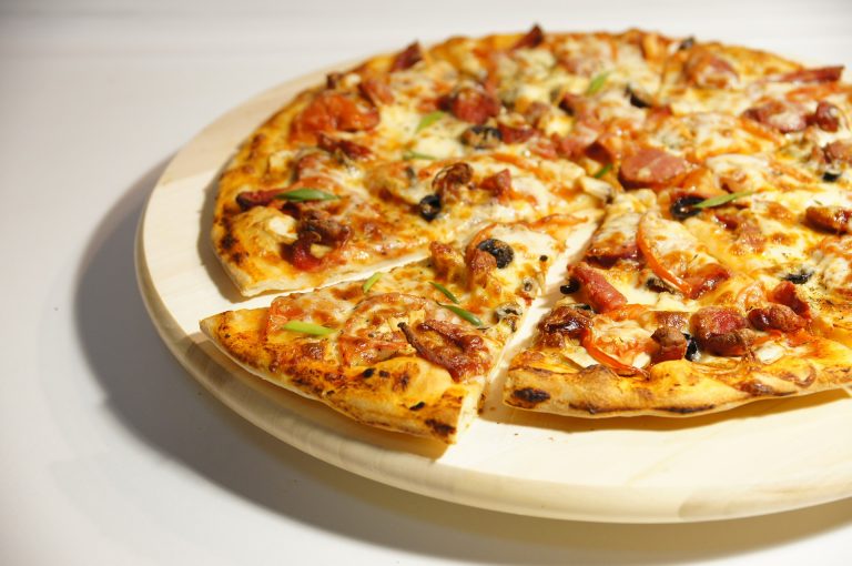 Pietra refrattaria per pizza: come si usa