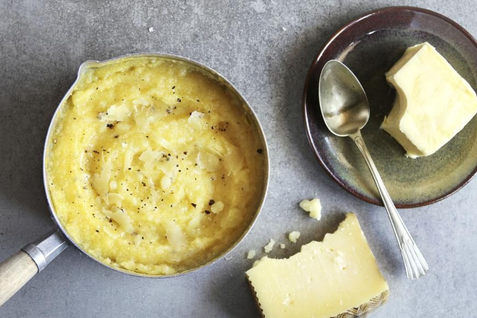 polenta taragna con formaggio fuso