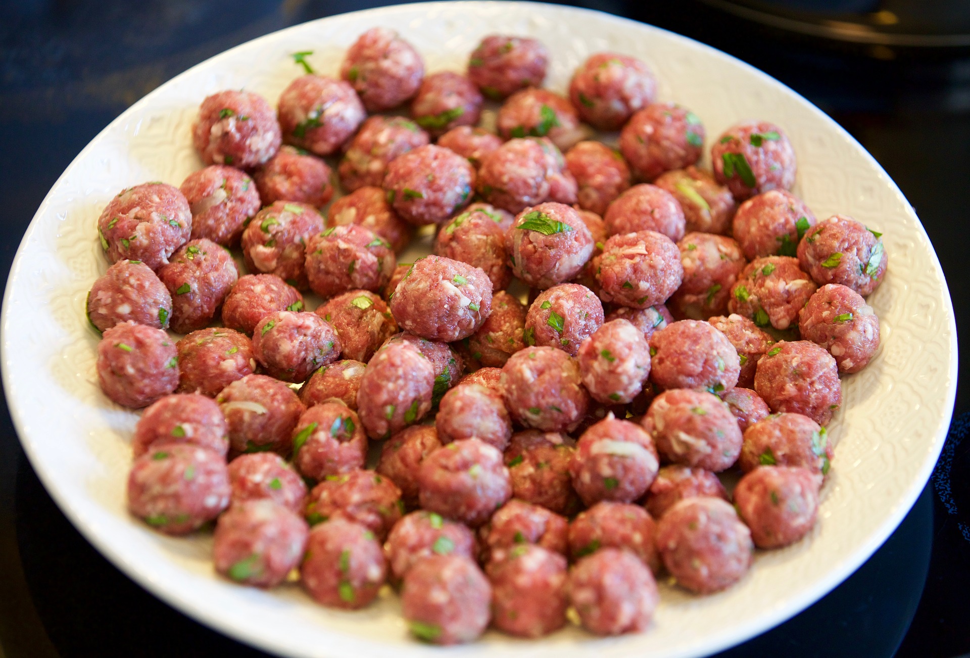 Polpette al sugo ricetta della nonna: tenere e gustose