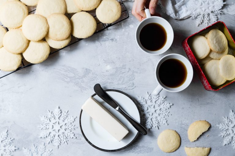 Biscotti al burro senza uova e lievito