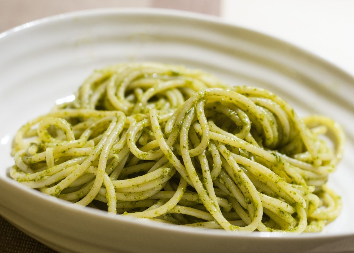 spaghetti pesto rucola e noci