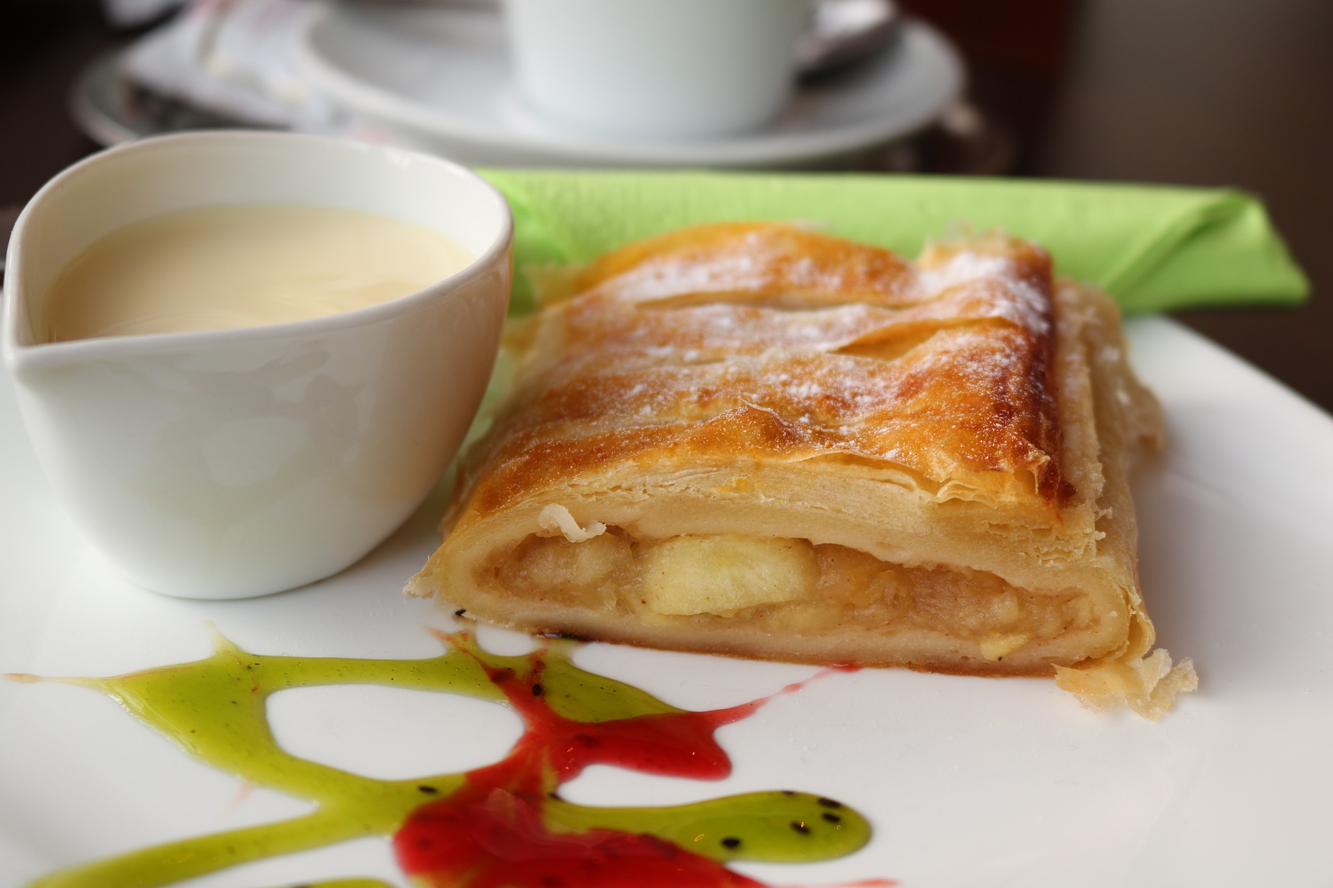 Strudel di mele senza burro e uova