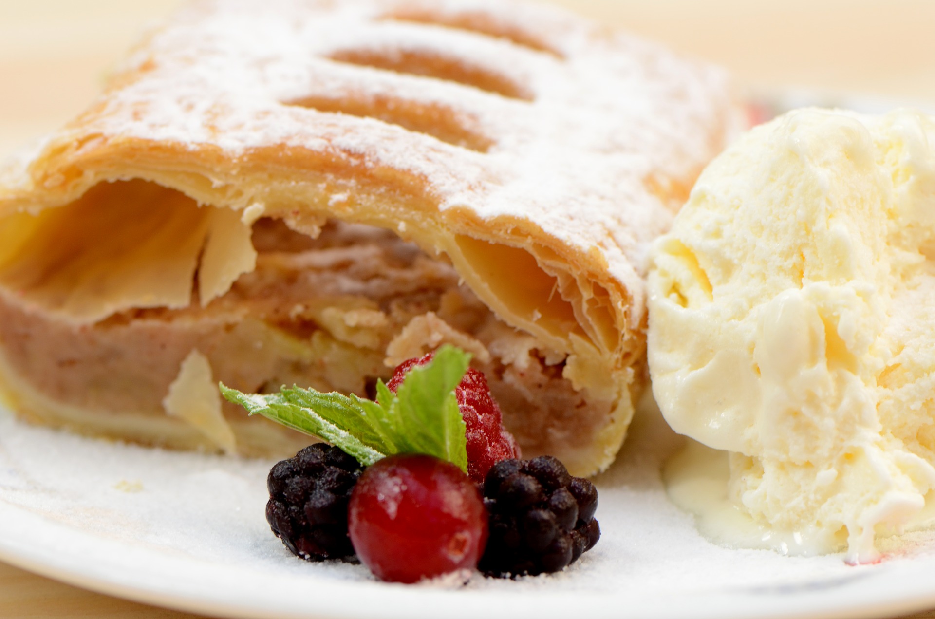 Strudel di mele senza burro e uova