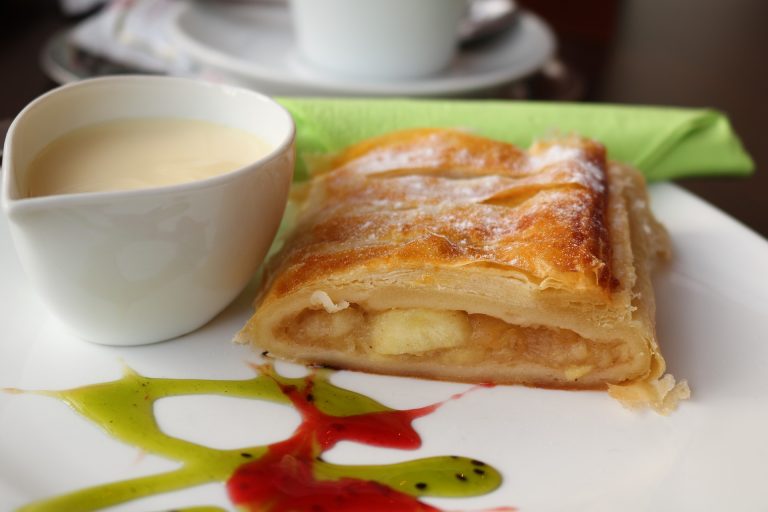 strudel di mele senza glutine e senza lattosio