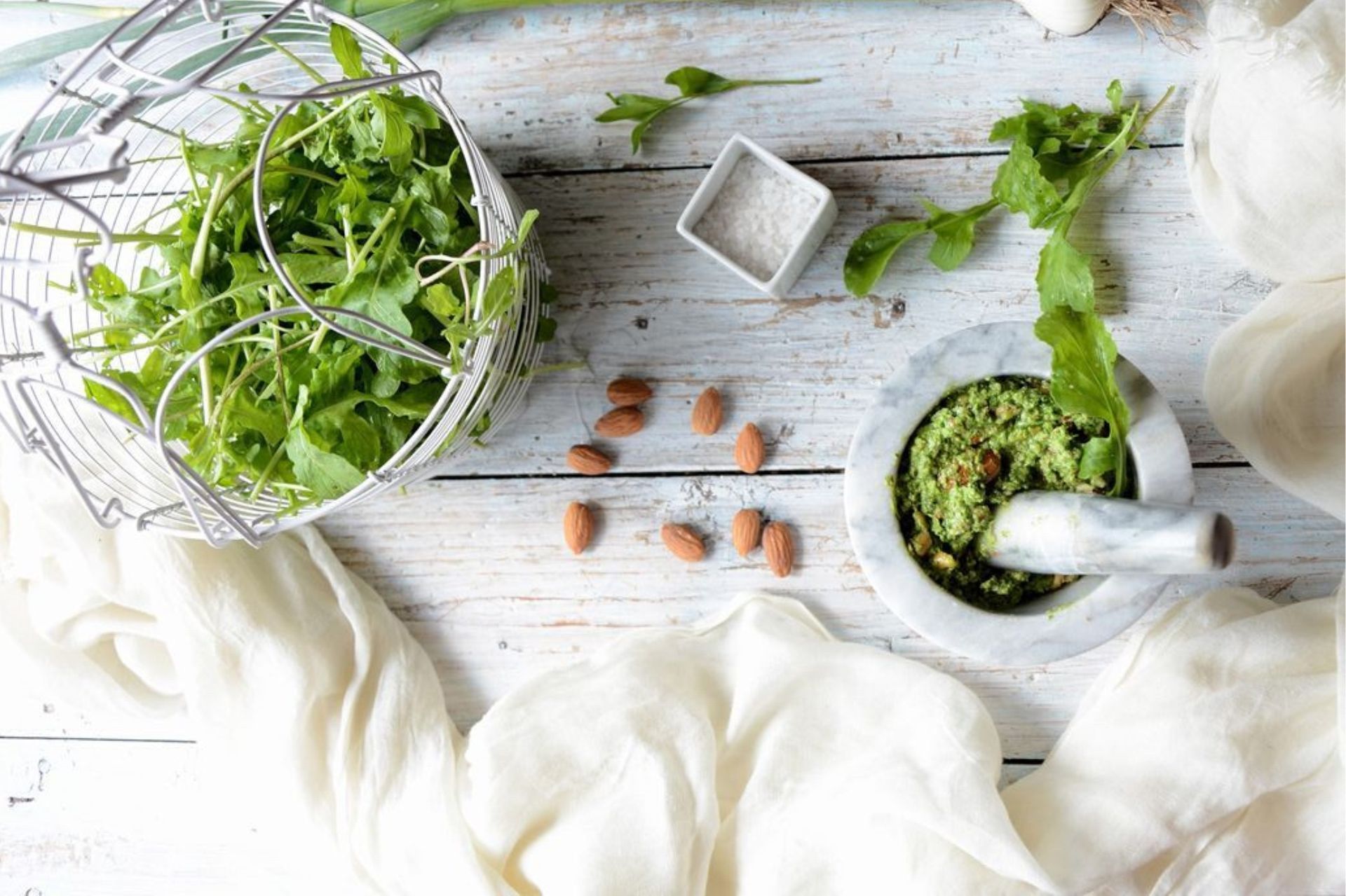 Ricetta del pesto di rucola con mandorle