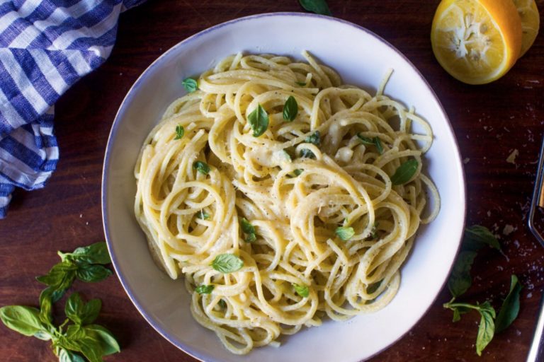 spaghetti al limone ricetta della costiera amalfitana