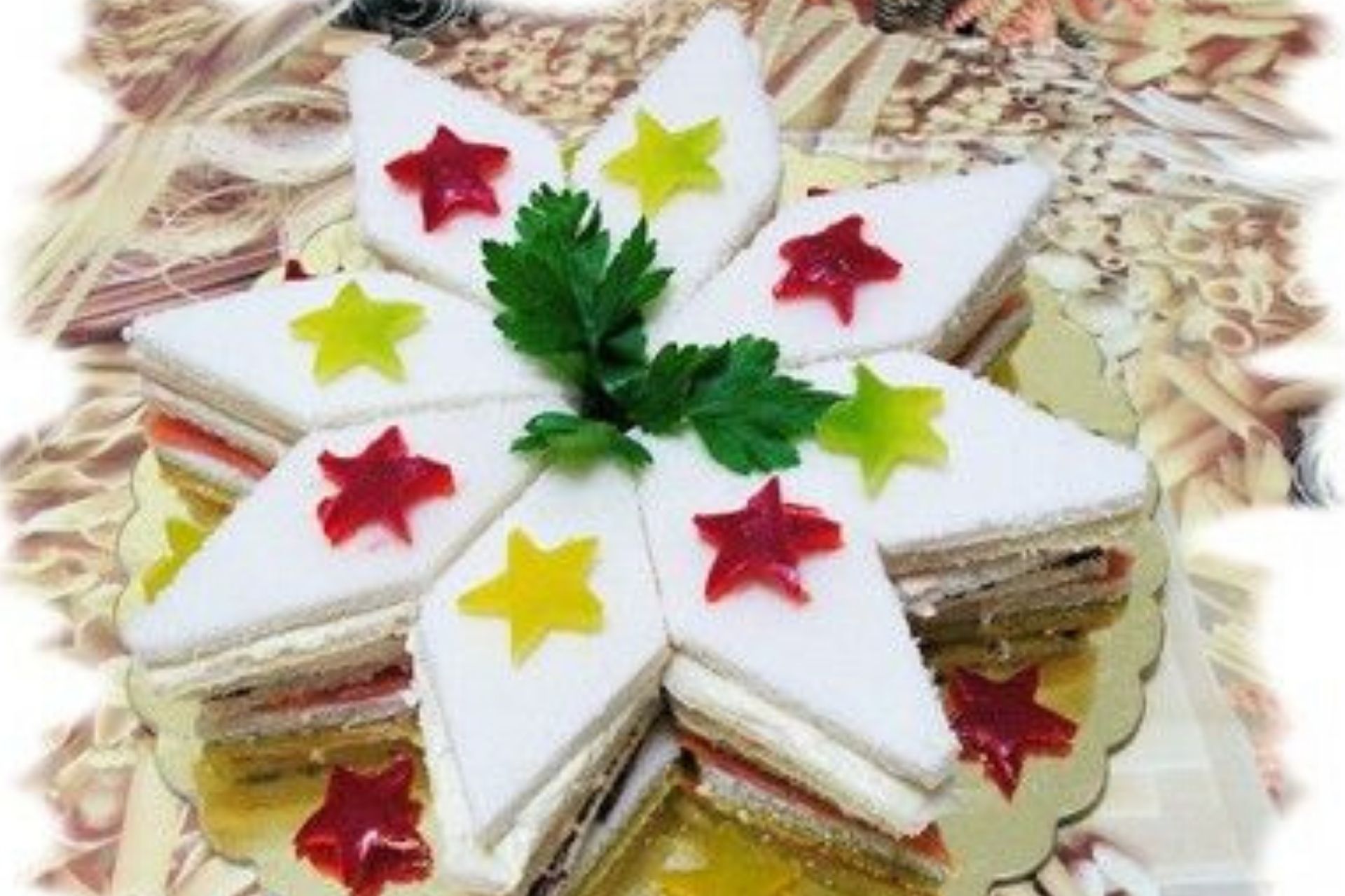 Torta A Forma Di Stella Per Natale.Tramezzini A Forma Di Stella Di Natale Come Prepararli Food Blog