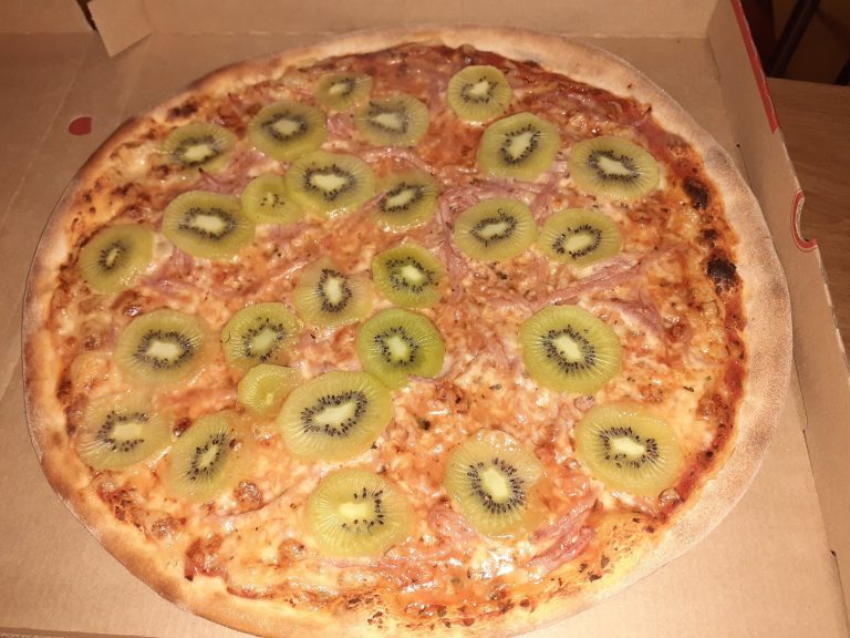 Pizza al kiwi