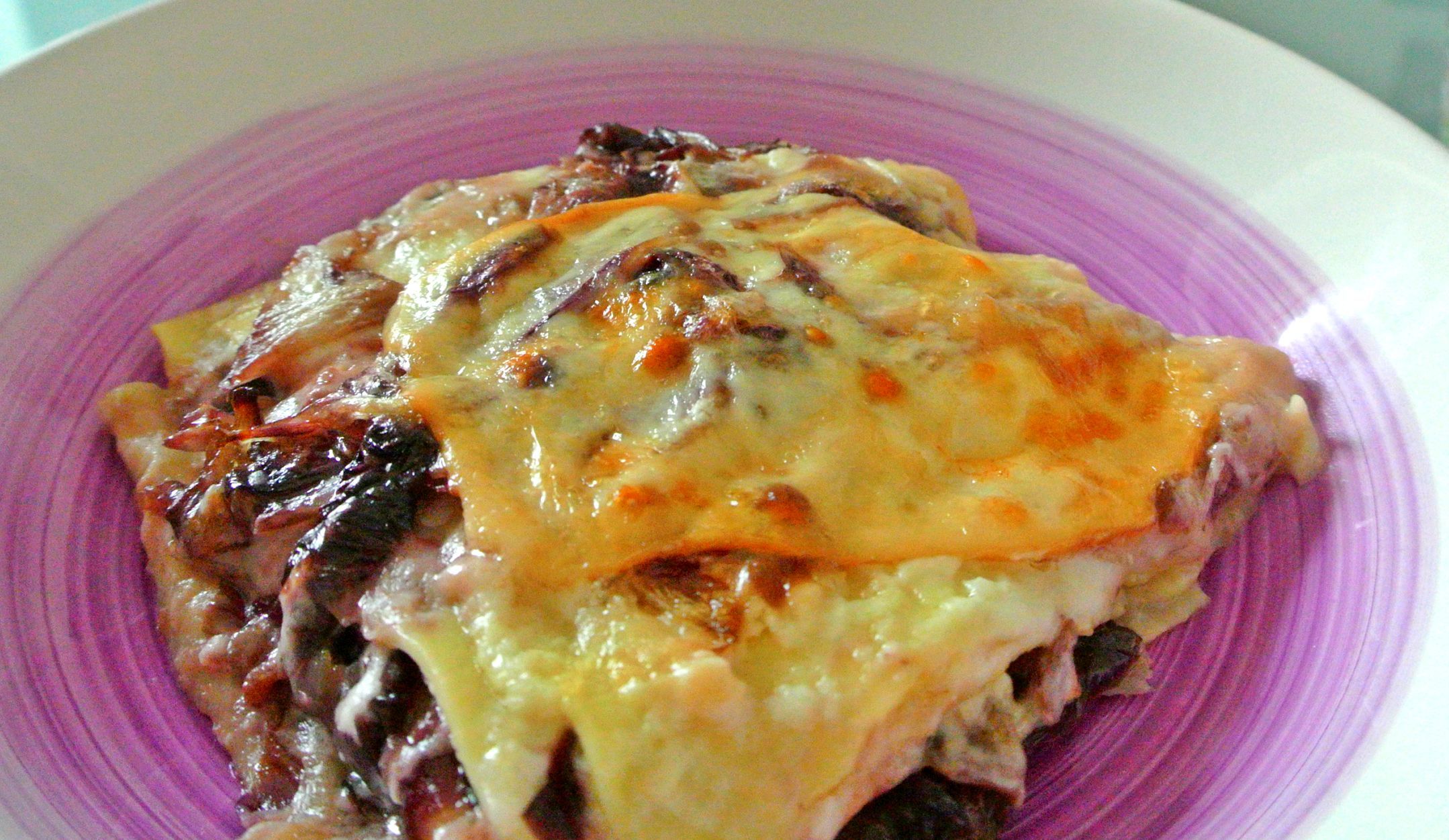 Radicchio al forno con formaggio e speck