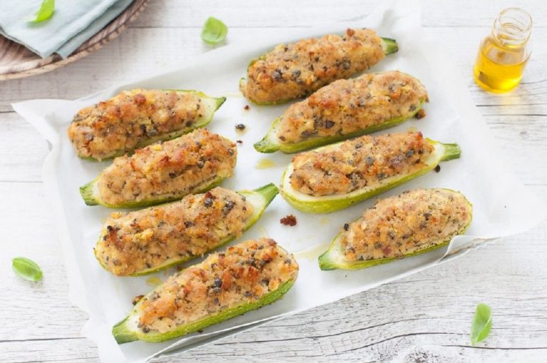 ricetta zucchine ripiene di tonno e capperi