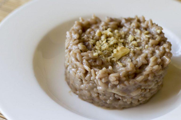 Risotto melograno e noci