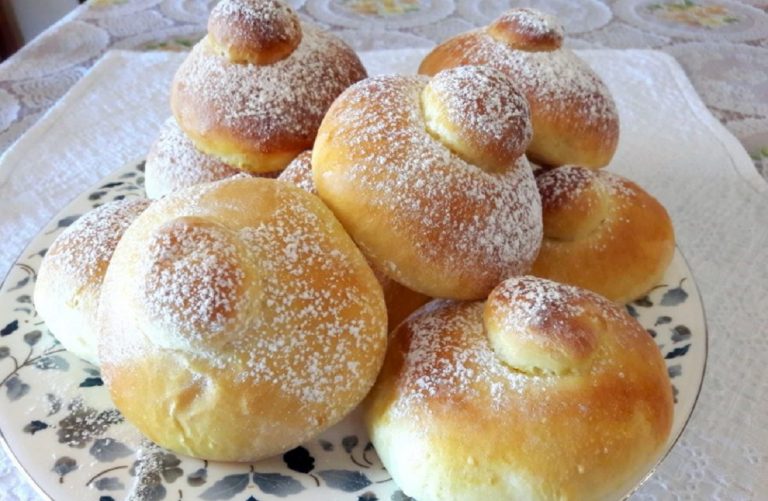 Brioche col tuppo ricetta originale siciliana