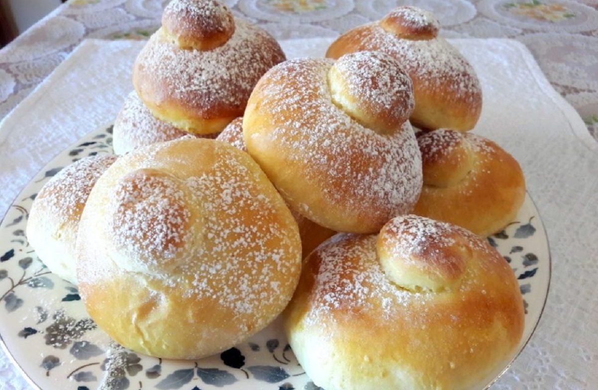 Brioche col tuppo ricetta originale siciliana