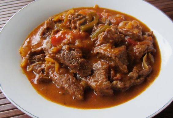 gulasch di vitello