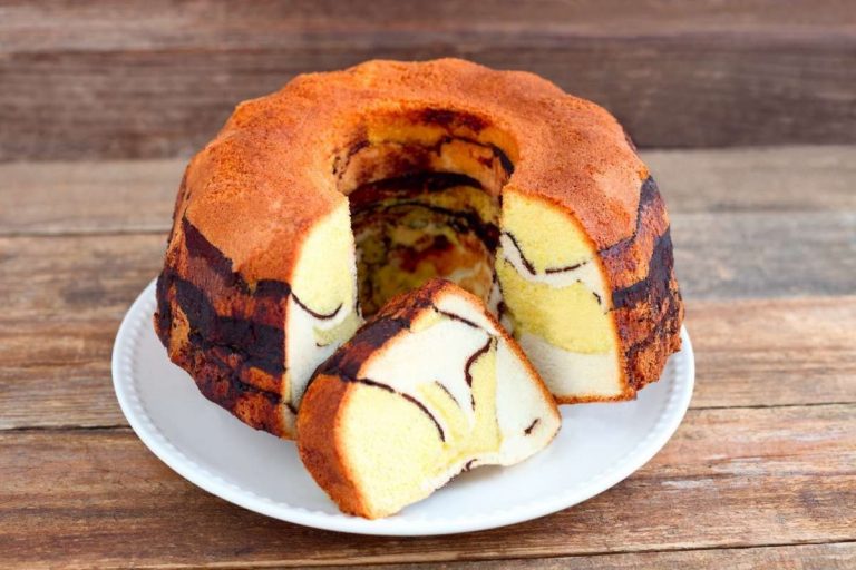 Ciambella mascarpone e cioccolato bimby