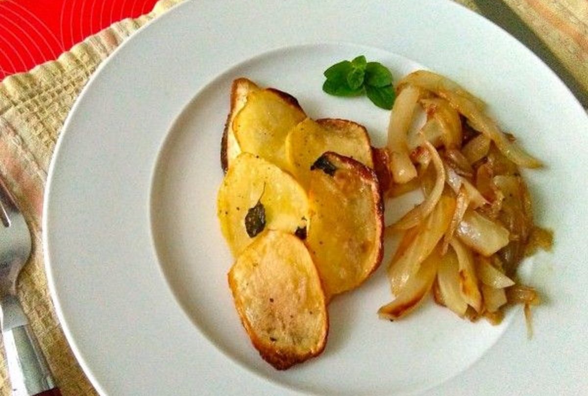 filetti di orata in crosta di patate al forno