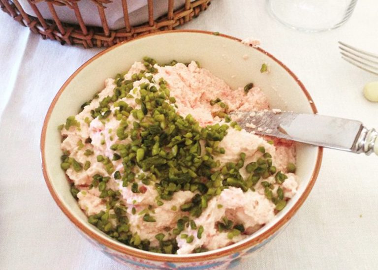 Mousse di prosciutto cotto e pistacchi