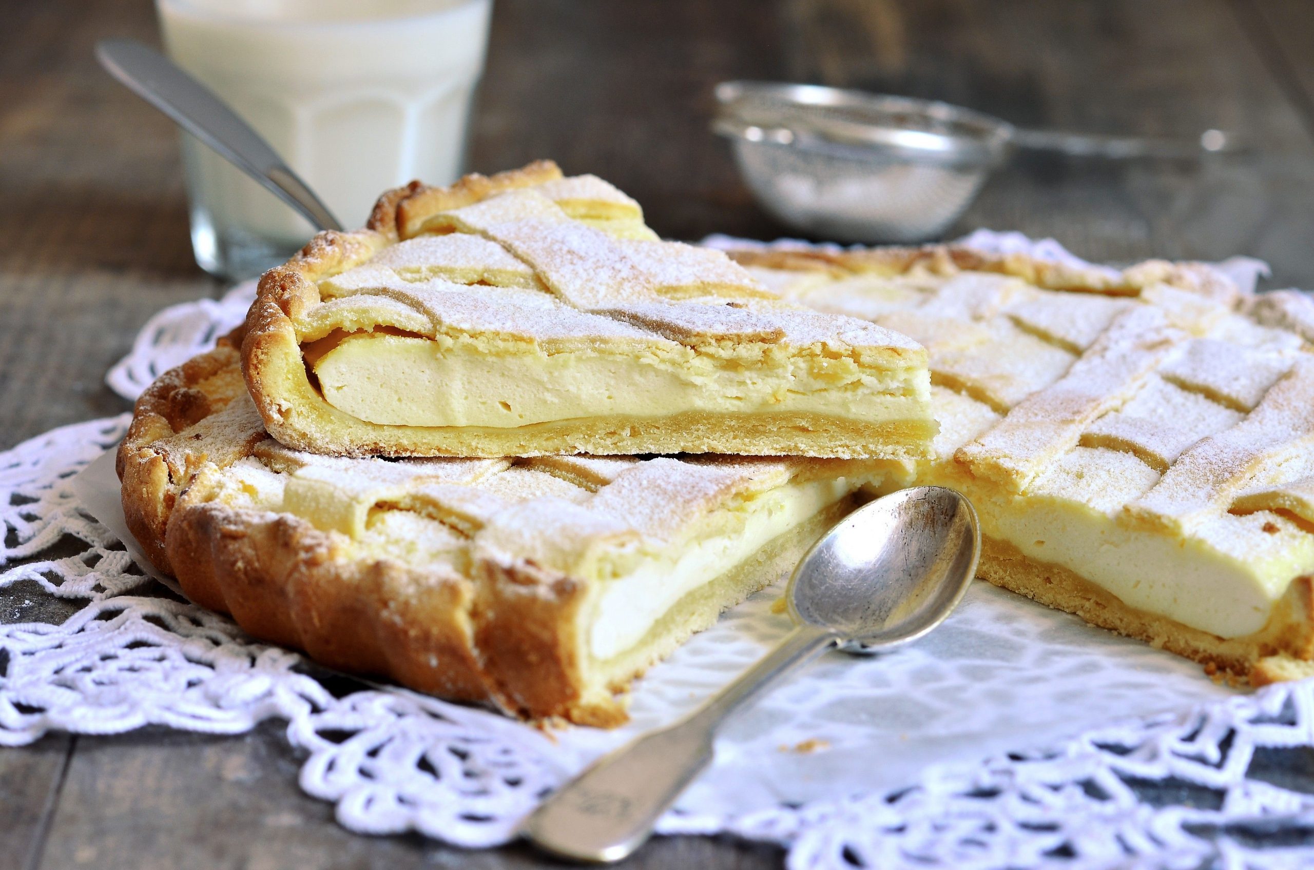 Pasta frolla farcita con ricotta