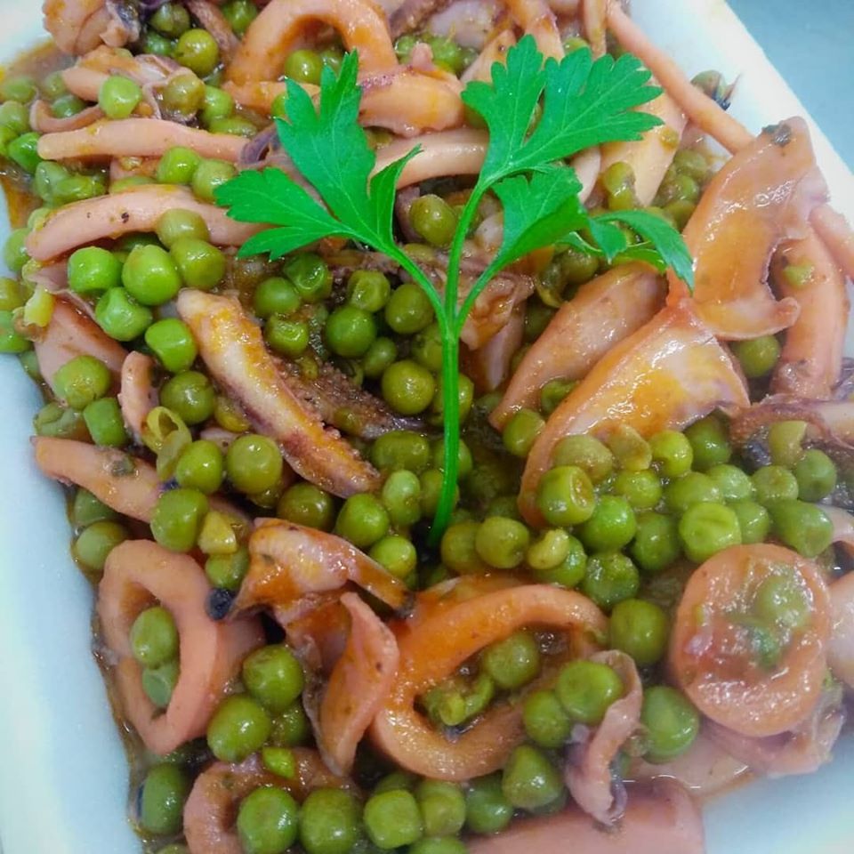 Calamari con piselli ricetta Bimby