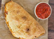 Calzone al forno con pasta per pizza