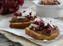 crostini al radicchio e lenticchie