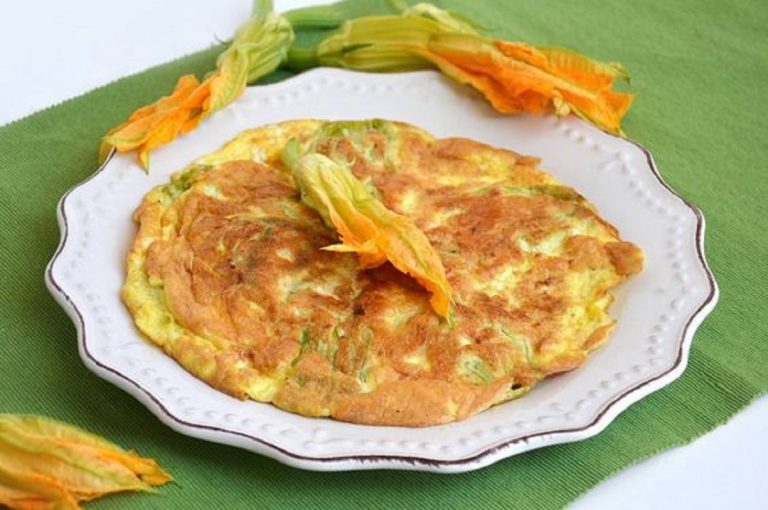 frittata con fiori di zucca e patate