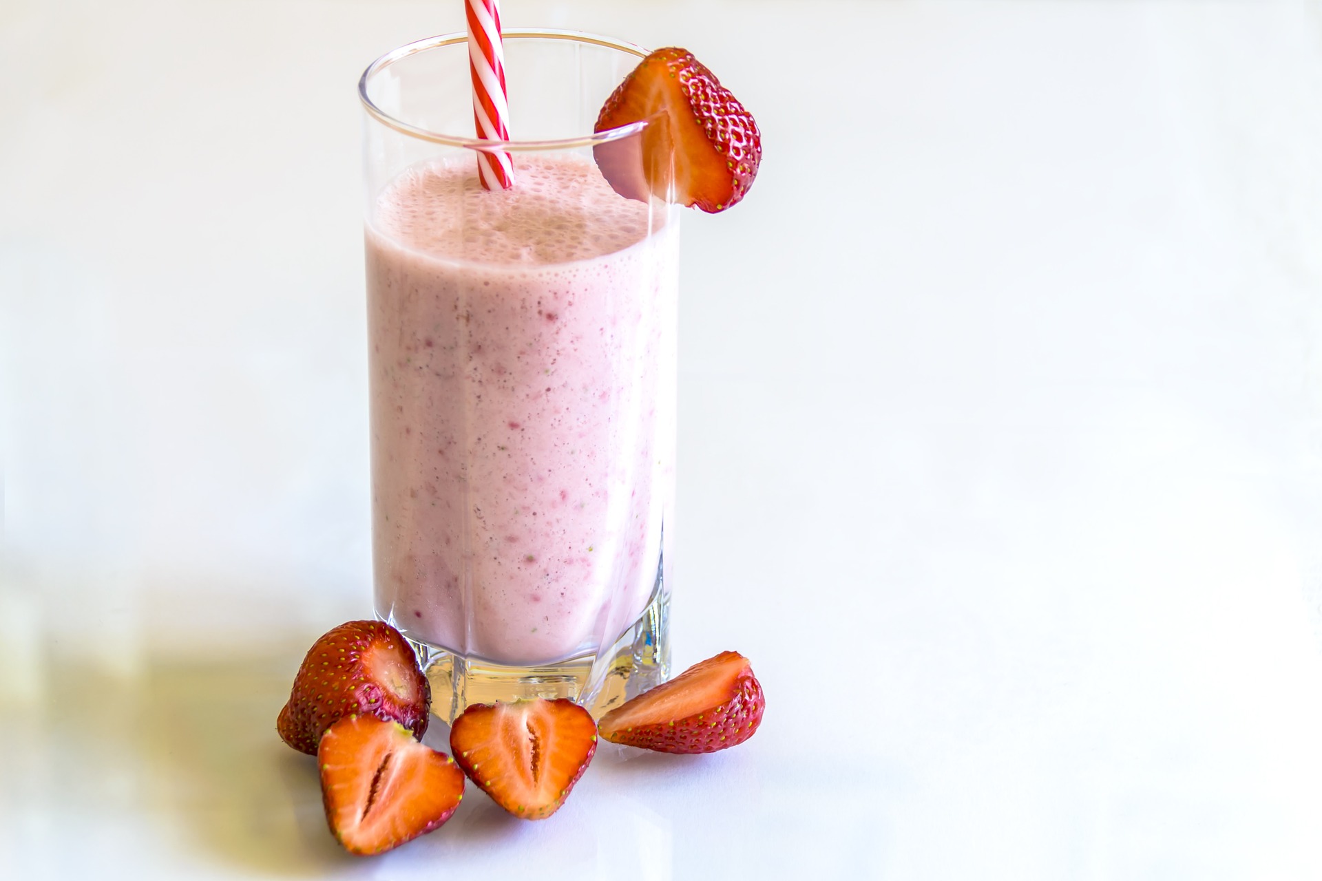 Frullato con latte di soia e fragole