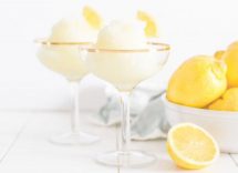 Granita al limone fatta in casa