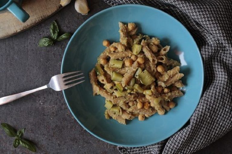 penne al forno con provola e ceci