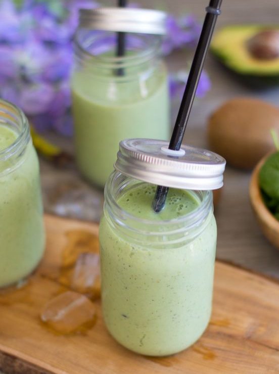 smoothie kiwi e avocado